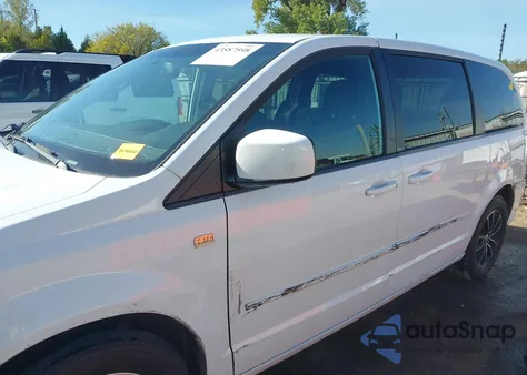 2014 Dodge Grand Caravan Se 30Th Anniversary z USA, uszkodzony, nr VIN 2C4RDGBG7ER340371